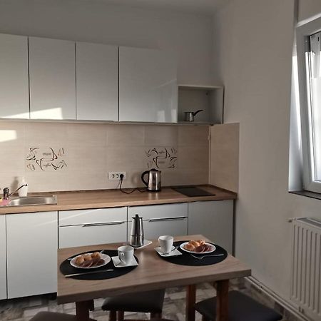 Carla'S Place Ap1 Oradea Eksteriør bilde