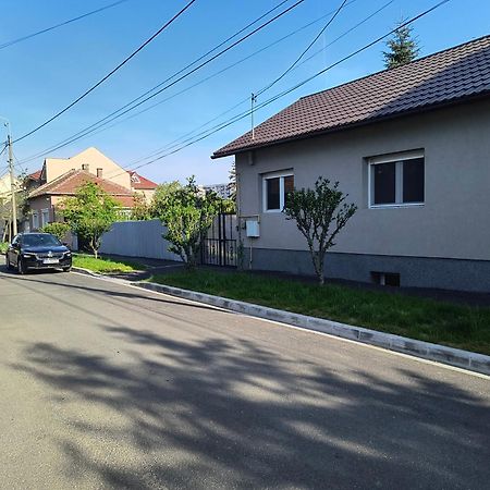 Carla'S Place Ap1 Oradea Eksteriør bilde