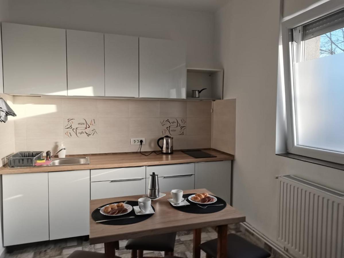 Carla'S Place Ap1 Oradea Eksteriør bilde
